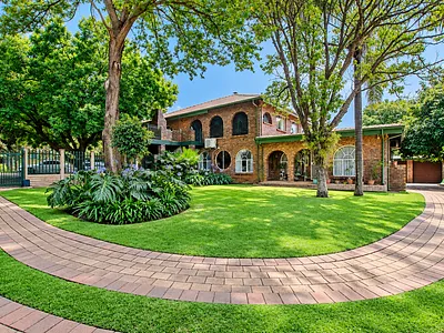 6 Bedroom House For Sale in Pretoria - HMJ2.webp