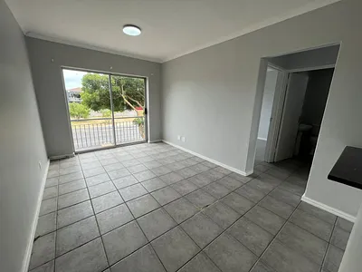 2 Bedroom Apartment For Sale in Blouberg - ME6F.webp