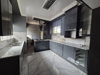 3 Bedroom House For Sale in Vanderbijlpark - rSQU.webp