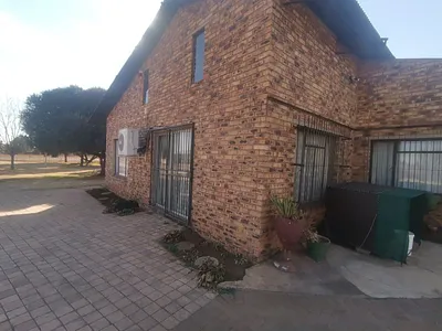 Farm For Sale in Vanderbijlpark - N6Lm.webp