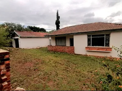 3 Bedroom House For Sale in Uitenhage - GMx2.webp