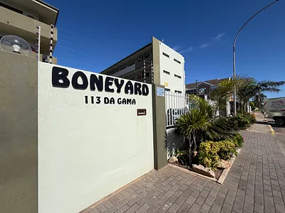 1 Bedroom Apartment For Sale in Jeffreys Bay - ch7E.webp