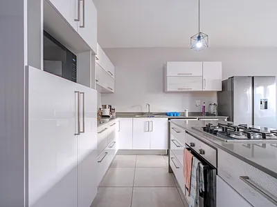 4 Bedroom Apartment For Sale in Durban North - mSaG.webp