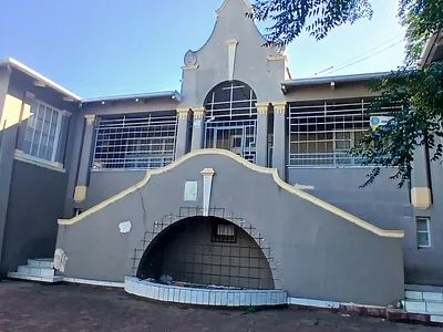 18 Bedroom Apartment For Sale in Uitenhage - JSsG.webp