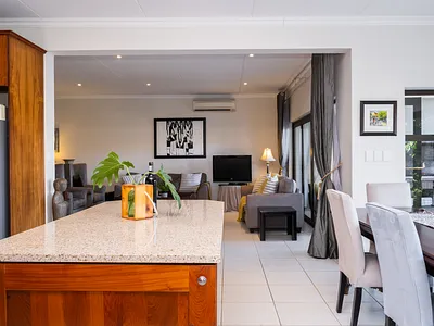 3 Bedroom Apartment For Sale in Ballito - RbiG.webp