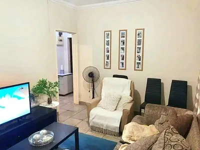 2 Bedroom Apartment For Sale in Sasolburg - 7jZh.webp