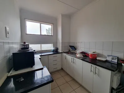 2 Bedroom Apartment For Sale in Empangeni - kCxF.webp