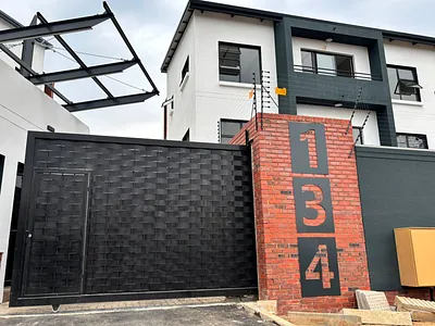 2 Bedroom Apartment To Rent in Sandton - img