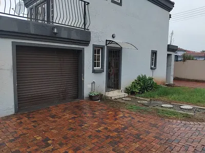 3 Bedroom House For Sale in Heidelberg - caYo.webp