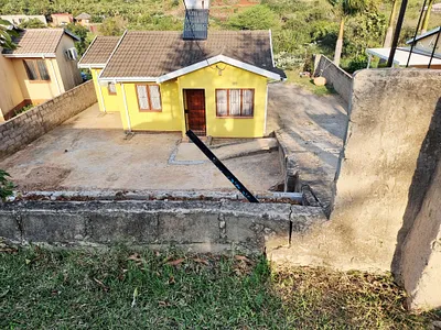 2 Bedroom House For Sale in Empangeni - img