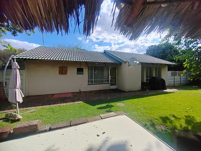 2 Bedroom House For Sale in Brakpan - LZYT.webp