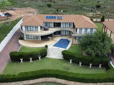 4 Bedroom House For Sale in Bankenveld Estate, Witbank - ZL4c.webp