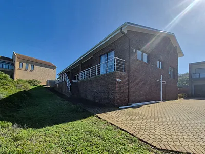 5 Bedroom House For Sale in Mossel Bay - pqrF.webp