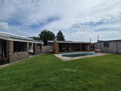 6 Bedroom House For Sale in Brakpan - vnFy.webp