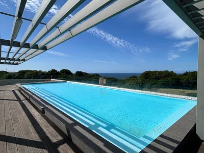 2 Bedroom Apartment For Sale in Umhlanga - T0fF.webp