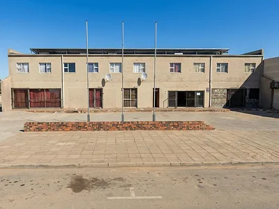 10 Bedroom Apartment For Sale in Uitenhage - DgAk.webp