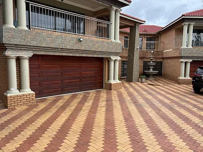 8 Bedroom House For Sale in Polokwane - 3BhN.webp
