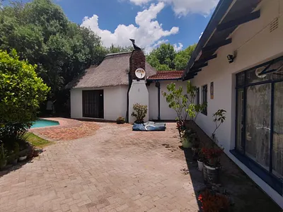 3 Bedroom House For Sale in Sasolburg - Q9FD.webp