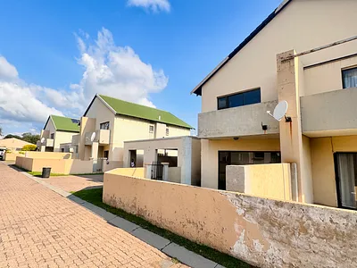 3 Bedroom Apartment For Sale in Witbank - CPgn.webp