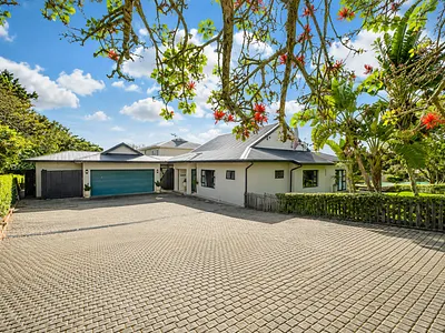 4 Bedroom House For Sale in Zinkwazi Beach - NEtx.webp