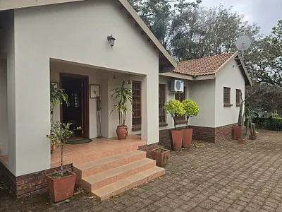 3 Bedroom House For Sale in Louis Trichardt - 3a6Z.webp