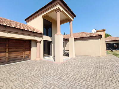 4 Bedroom House For Sale in Vanderbijlpark - JdSH.webp