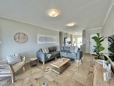 3 Bedroom Apartment For Sale in Jeffreys Bay - t1eg.webp