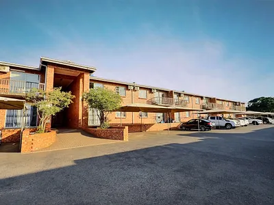 2 Bedroom Apartment For Sale in Empangeni - 6C7q.webp