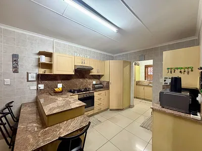 4 Bedroom House For Sale in Richards Bay - SG6e.webp