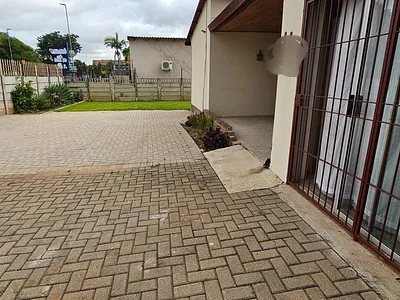 5 Bedroom House For Sale in Polokwane - ugmy.webp