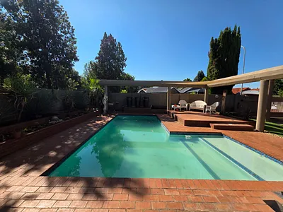 3 Bedroom House For Sale in Risiville, Vereeniging - MyuR.webp