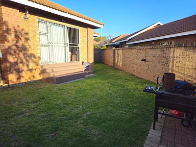 2 Bedroom Townhouse For Sale in Polokwane - 0gfJ.webp