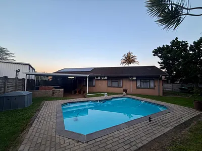 3 Bedroom House For Sale in Richards Bay - h0Ti.webp