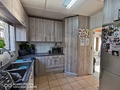 2 Bedroom Apartment To Rent in Brakpan - f5H6.webp