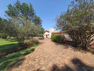 Farm For Sale in Vanderbijlpark - 7wwh.webp