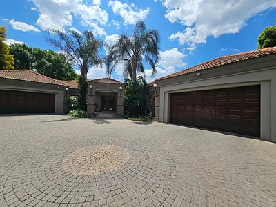 4 Bedroom House For Sale in Vanderbijlpark - img