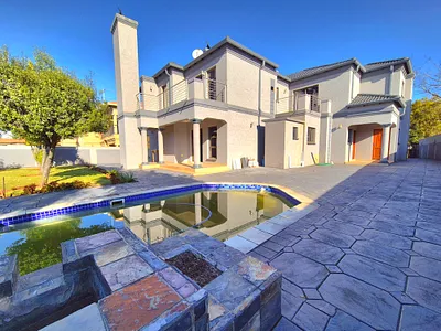 5 Bedroom House For Sale in Brakpan - LSNW.webp