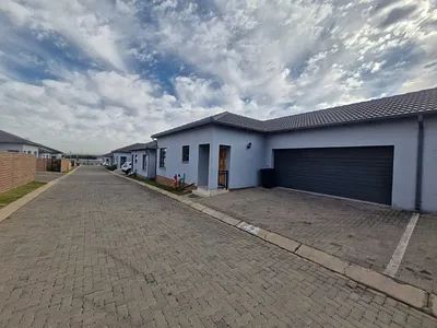 3 Bedroom Townhouse To Rent in Boksburg - img