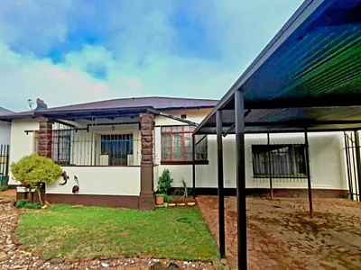 3 Bedroom House For Sale in Springs - img