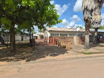 1 Bedroom Apartment For Sale in Bela Bela - AjVP.webp