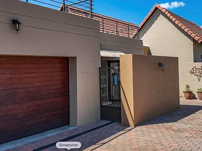 4 Bedroom House For Sale in Hartbeespoort - TSqk.webp