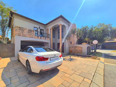 4 Bedroom House For Sale in Boksburg - mHJx.webp