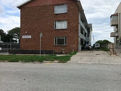 2 Bedroom Apartment For Sale in Port Elizabeth Central, Port Elizabeth - mRkt.webp