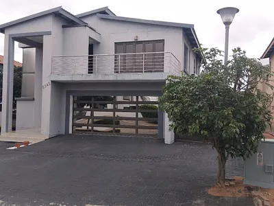 4 Bedroom House For Sale in Polokwane - i5p4.webp