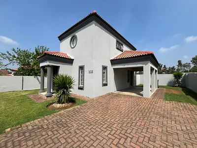 2 Bedroom House For Sale in Brakpan - 6Qoy.webp