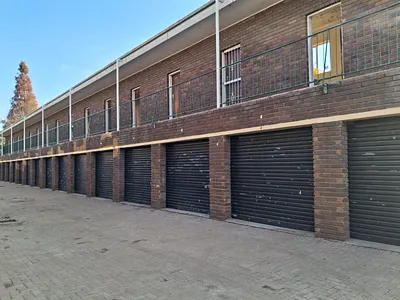 3 Bedroom Apartment For Sale in Vereeniging - 0OvC.webp