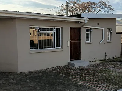 1 Bedroom Apartment To Rent in Port Elizabeth - img