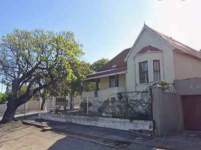 3 Bedroom House For Sale in Uitenhage - w1No.webp