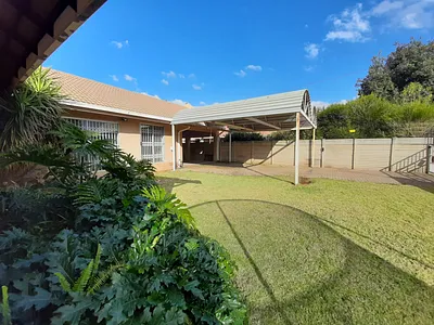 5 Bedroom House To Rent in Sasolburg - ihku.webp