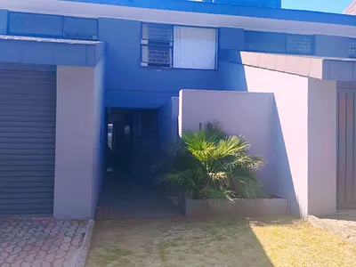 3 Bedroom Townhouse For Sale in Sasolburg - P6oX.webp